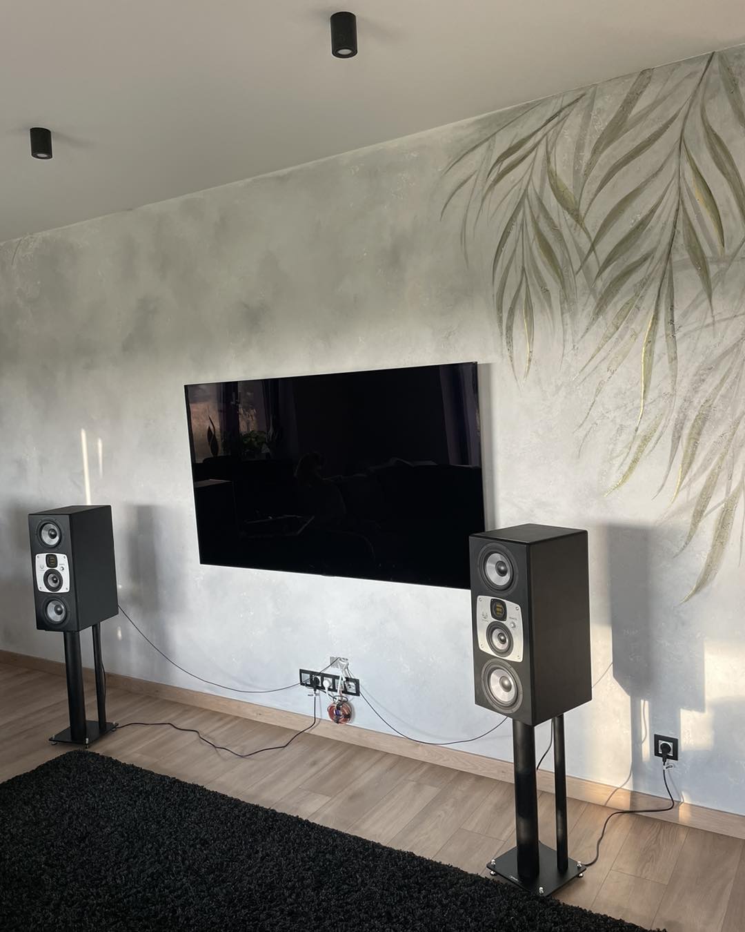 Beton Duo-colors z motywem liści – tynk dekoracyjny, Sztuka Struktury