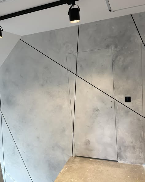 Beton dekoracyjny z czarnymi liniami – tynk dekoracyjny, Sztuka Struktury